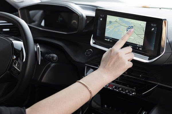 Top 5 Car Navigation Devices for Memorable Road Trips and Adventures in Australia