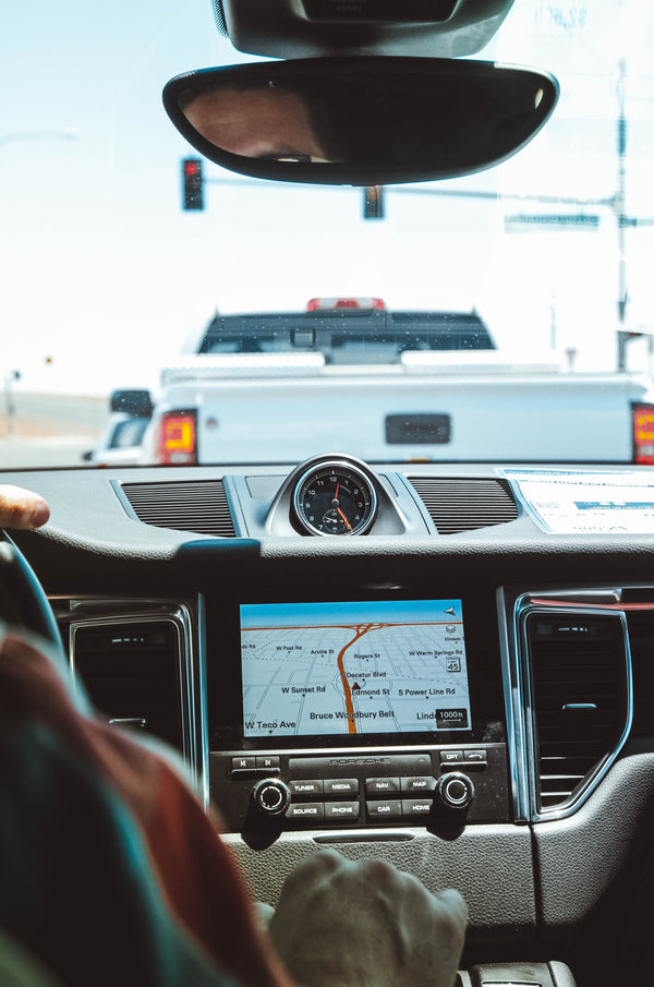 Built-in vs. Aftermarket Car Navigation: Making the Right Choice for Your Vehicle